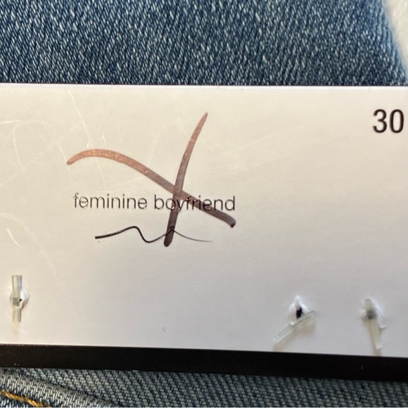 7 FOR ALL MANKIND JOSEFINA FEMININE BOYFRIEND JEANS NWT - Picture 6 of 11